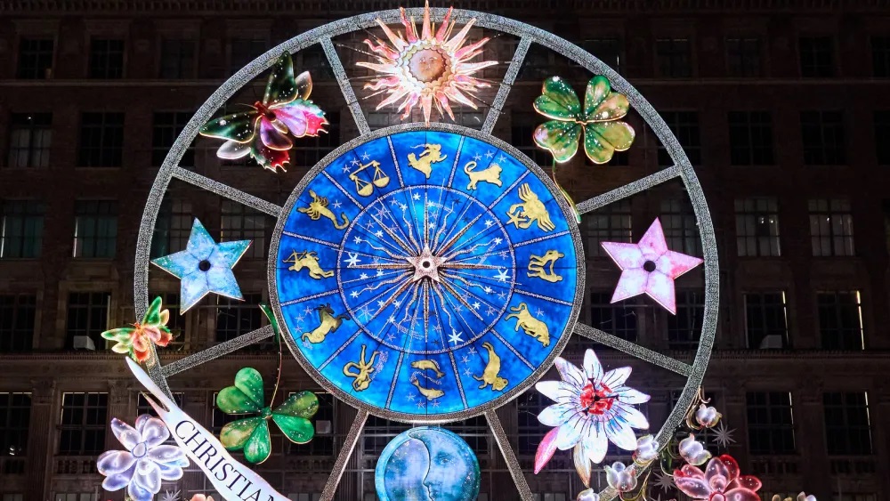 Dior’s Carousel of Dreams at Saks Becomes a Showstopping Reality on Fifth Avenue