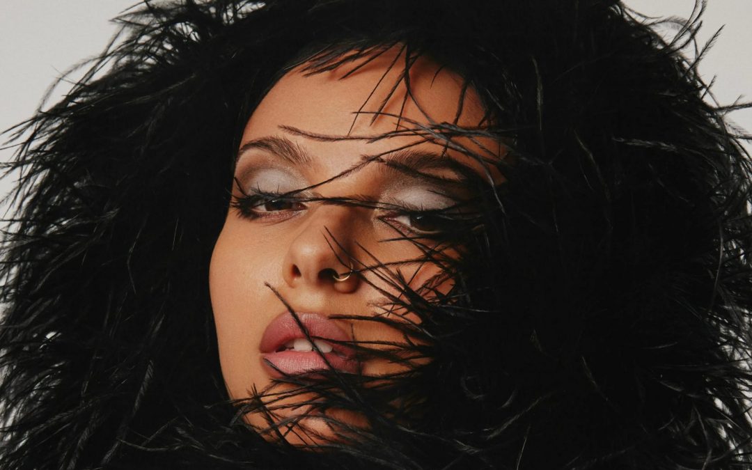 Jade Steps Back Into the Spotlight With Debut Solo Album ‘That’s Showbiz Baby!’