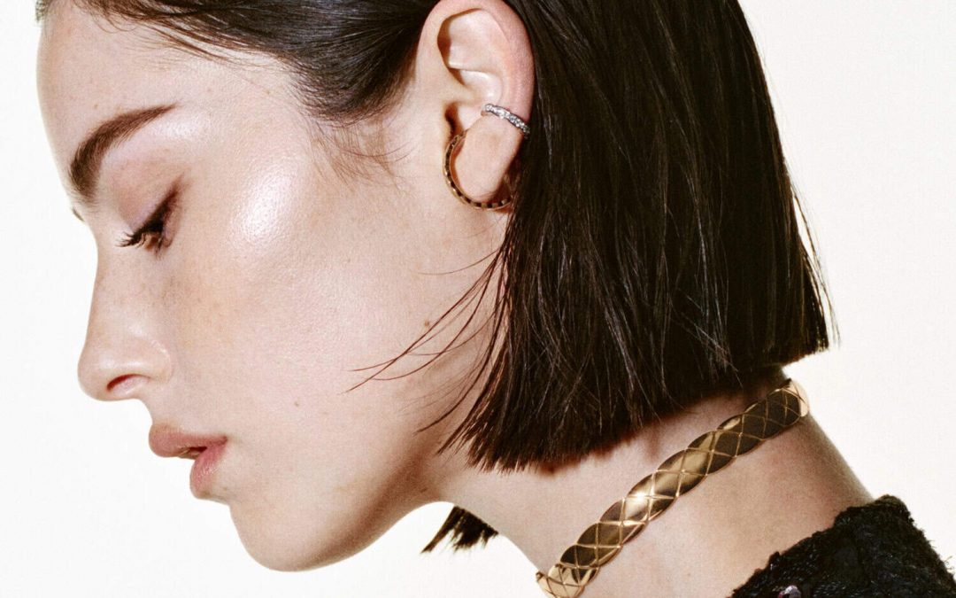 Gracie Abrams has been announced as the muse for Chanel’s Coco Crush jewelry!